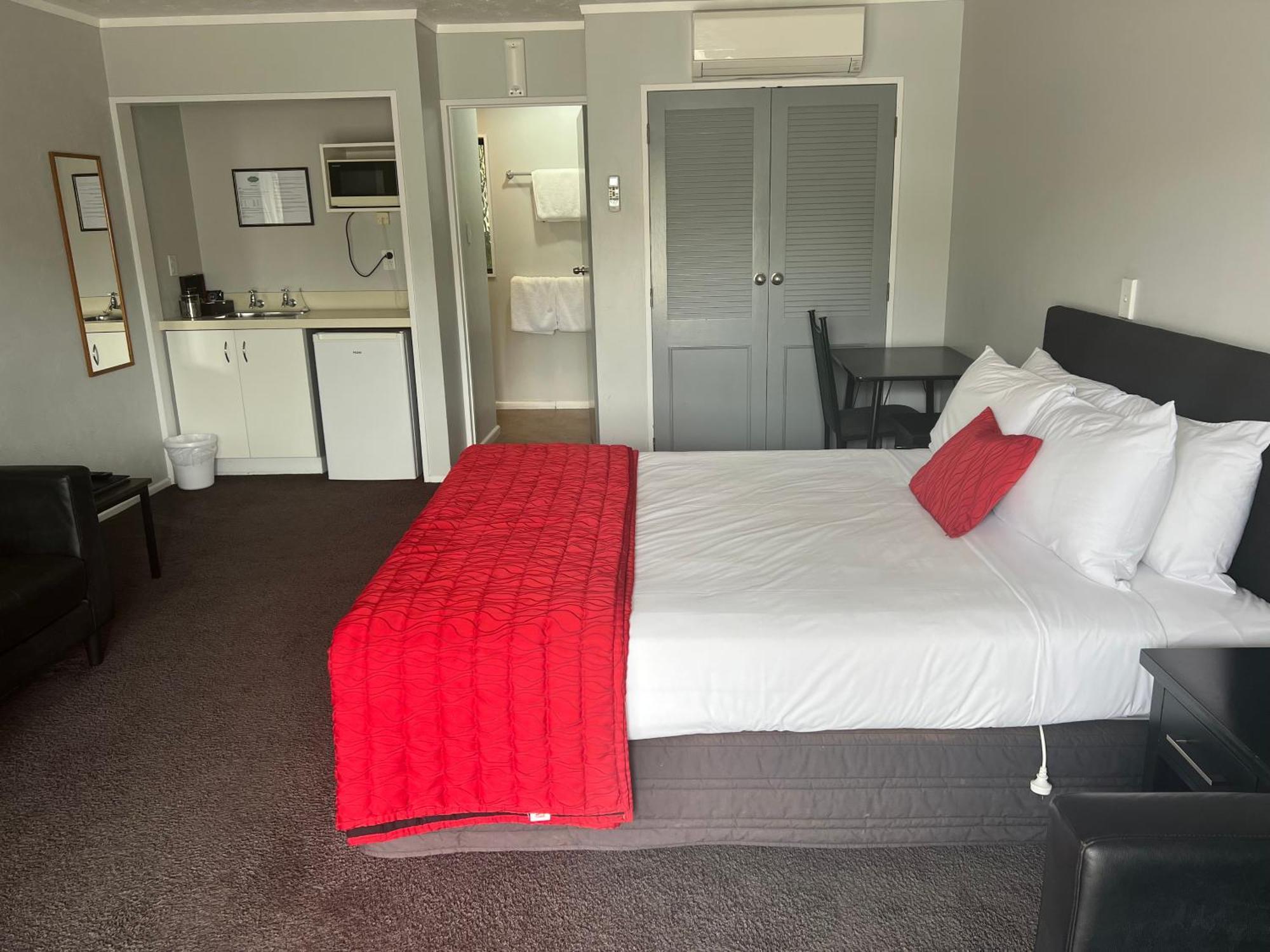 Avenue Motel Palmerston North Buitenkant foto