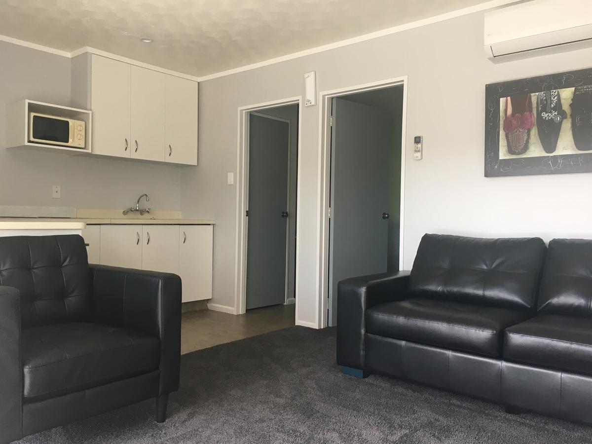 Avenue Motel Palmerston North Buitenkant foto