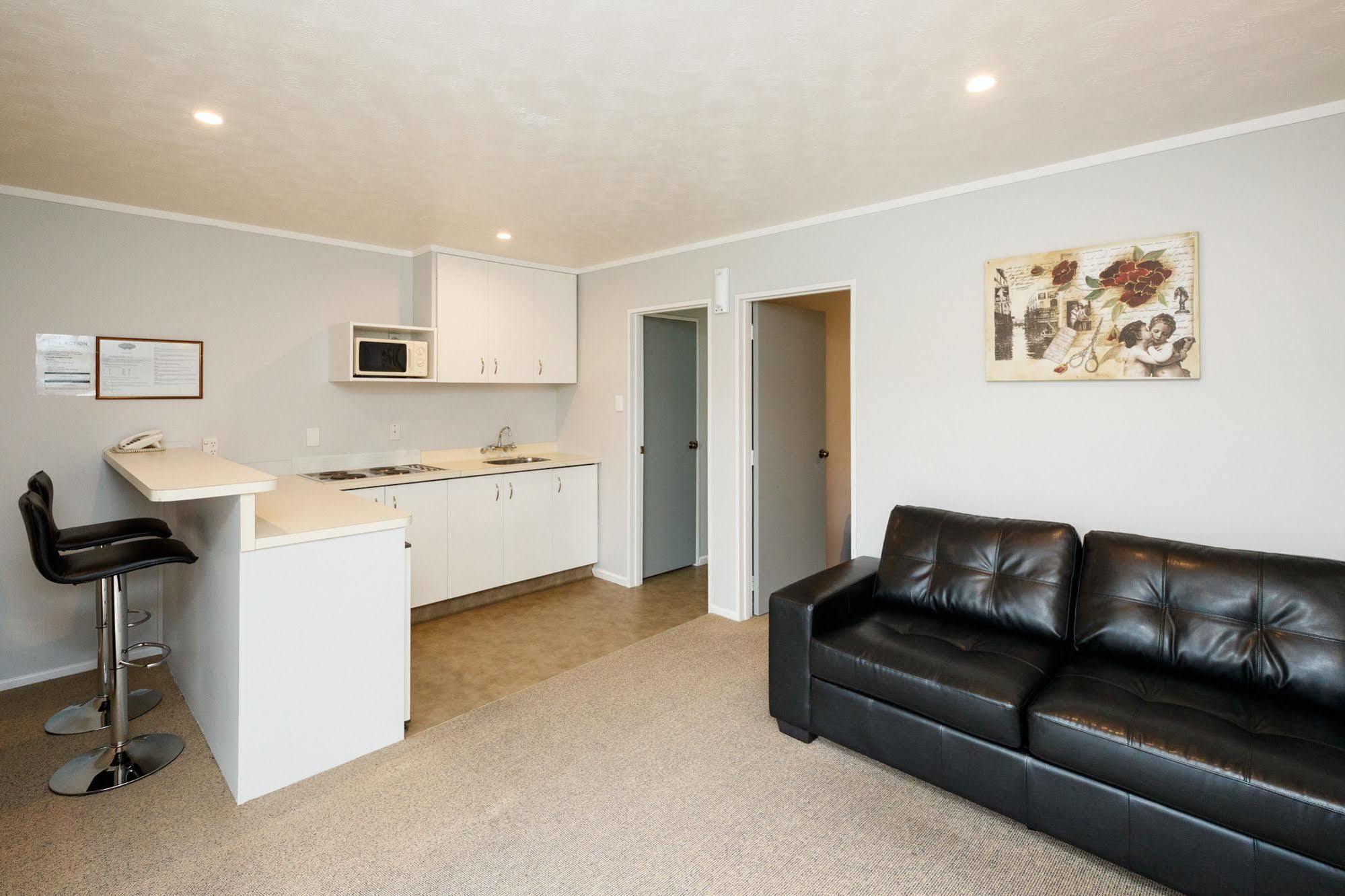 Avenue Motel Palmerston North Buitenkant foto